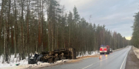 Водитель легковушки погиб в аварии с Камазом - SyasNews.Ru