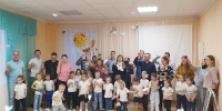 Папы соревновались в ловкости и плели косы - SyasNews.Ru