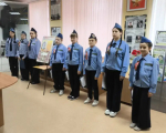 В Волховской школе №6 юные экскурсоводы провели урок мужества