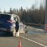 Синий автомобиль смяло как консервную банку. Спасатели резали металл - SyasNews.Ru